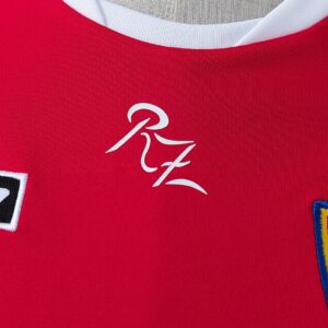 Zaragoza 04_05 Away Retro Jersey – Replica Football Soccer Shirt – S–4XL