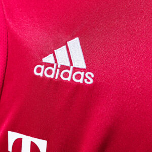 Bayern Munich 2003/04 Home Retro Jersey – Vintage Replica Football Soccer Shirt