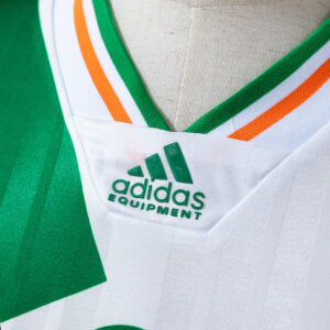 Ireland 1992/94 Away Retro Jersey – Vintage Replica Football Soccer Shirt – S–XX
