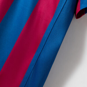 Barcelona 2005/06 Home Retro Jersey – Vintage Replica Football Soccer Shirt – Si
