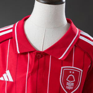 Nottingham Forest 25/26 Home Kids Kit Jersey – Replica Football Soccer Shirt – S