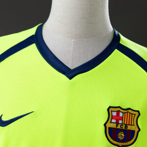 Barcelona 2005/06 Away Long Sleeve Retro Jersey – Vintage Replica Football Socce