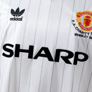 Manchester United 1983 Away Retro Jersey – Classic Football Shirt – S–XXL