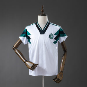 Sporting CP 25/26 Vintage White T-Shirt from the 90s Limited Edition – Replica F