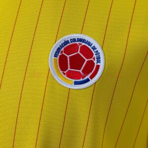 Columbia Terrace Icons T-Shirt Yellow – Replica Football Soccer Shirt – S–XXL