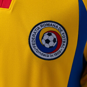 Romania 2000 Home Retro Jersey – Replica Football Soccer Shirt – S–XXL