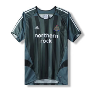 Newcastle United 2004/06 Away Retro Jersey – Classic Football Shirt – S–XXL