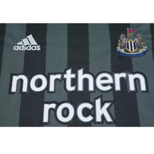 Newcastle United 2004/06 Away Retro Jersey – Classic Football Shirt – S–XXL