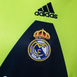 Real Madrid 99_00 Retro GK Long Sleeve Jersey – Replica Football Soccer Shirt –