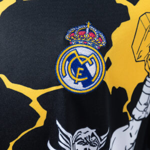 Real Madrid 25/26 Marvel Comics Jersey Black – Replica Football Soccer Shirt – S