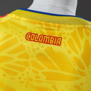 Colombia 2026 Home Women's Crop Top Style – Replica Football Soccer Shirt – S–XX