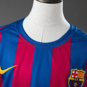 Barcelona 05_06 Home (League Edition) Retro Long Sleeve Kids Kit Jersey – Replic