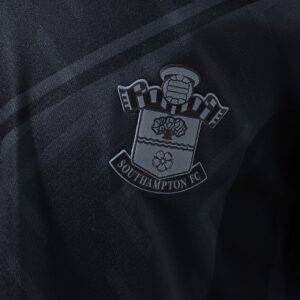 Southampton 93_95 Retro All Black Jersey – Replica Football Soccer Shirt – S–4XL