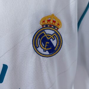 Real Madrid 17_18 Home Retro Kids Kit Jersey – Replica Football Soccer Shirt – S