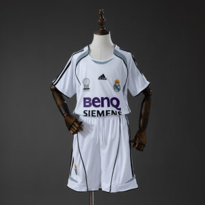 Real Madrid 06_07 Home Retro Kids Kit Jersey – Replica Football Soccer Shirt – S