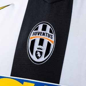 Juv 04_05 Home Retro Jersey – Replica Football Soccer Shirt – S–XXL