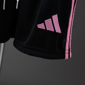 Juventus 25/26 Home Kids Kit Jersey – Replica Football Soccer Shirt – Size 16–28