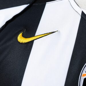 Juv 04_05 Home Retro Jersey – Replica Football Soccer Shirt – S–XXL