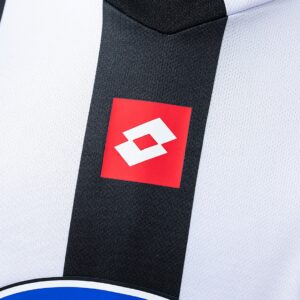 Juv 02_03 Home Retro Jersey – Replica Football Soccer Shirt – S–XXL