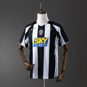 Juv 04_05 Home Retro Jersey – Replica Football Soccer Shirt – S–XXL
