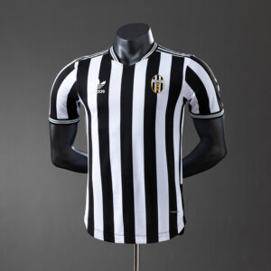 uventus 24/25 Retro Special Edition Player Version Jersey – Vintage Replica Foot